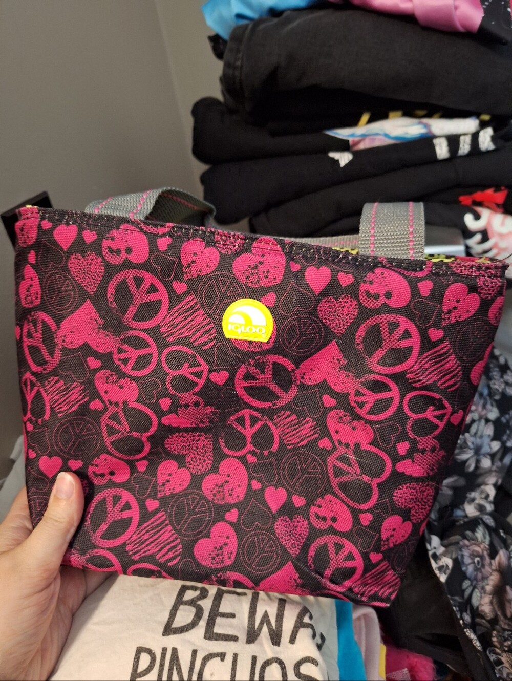 Igloo Pink Heart & Peace Sign Insulated Lunch Tote